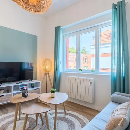 Apartament 2 Bedroom Near Tram, Chr + Parking